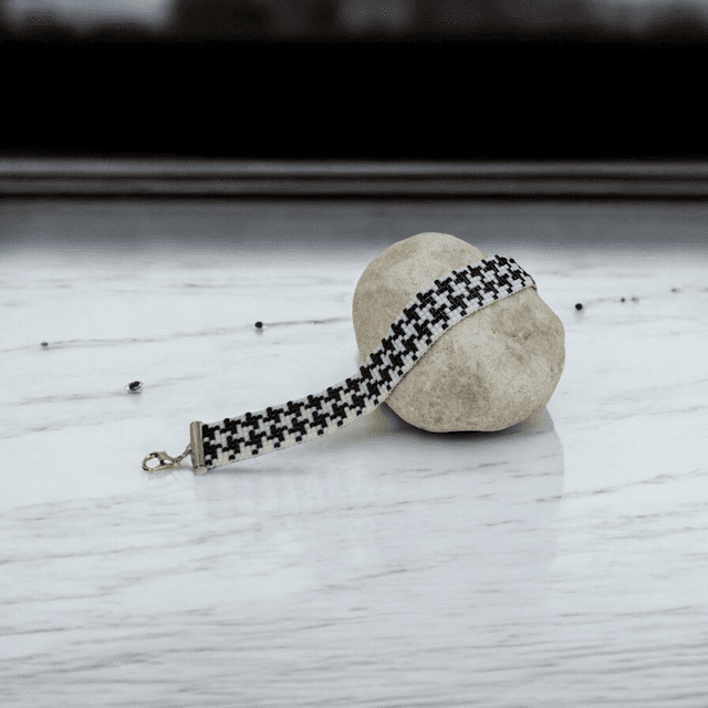 Bracelet noir et blanc
